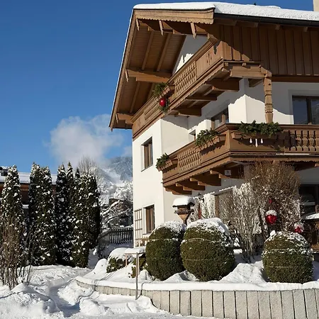 דירה Haus Barbara *